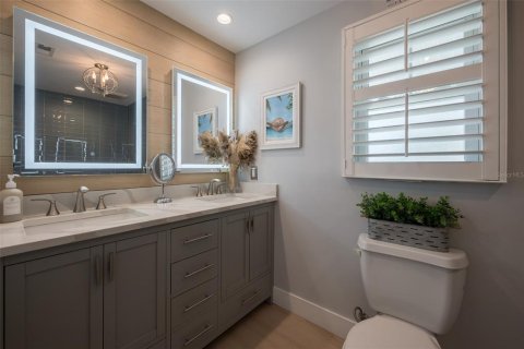 Villa ou maison à vendre à Longboat Key, Floride: 2 chambres, 126.35 m2 № 1735009 - photo 17