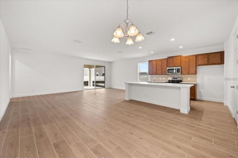 Casa en alquiler en Clermont, Florida, 4 dormitorios, 221.66 m2 № 2103036 - foto 2