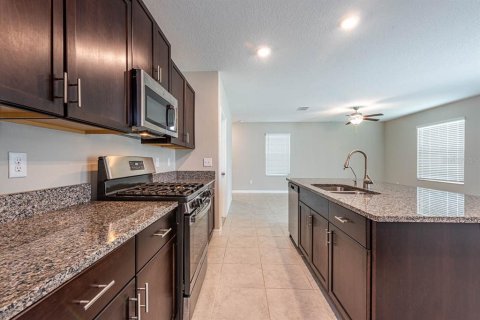 Casa en venta en Ruskin, Florida, 4 dormitorios, 177.81 m2 № 1911327 - foto 9