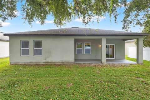 Villa ou maison à vendre à Winter Haven, Floride: 4 chambres, 185.71 m2 № 2400152 - photo 27
