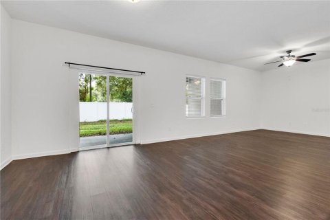 Villa ou maison à vendre à Winter Haven, Floride: 4 chambres, 185.71 m2 № 2400152 - photo 6
