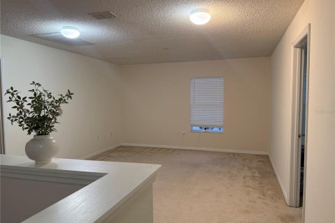 Casa en alquiler en Kissimmee, Florida, 5 dormitorios, 290.97 m2 № 1917957 - foto 15