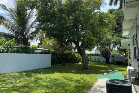 Casa en venta en Hallandale Beach, Florida, 3 dormitorios, 117.61 m2 № 1850621 - foto 26