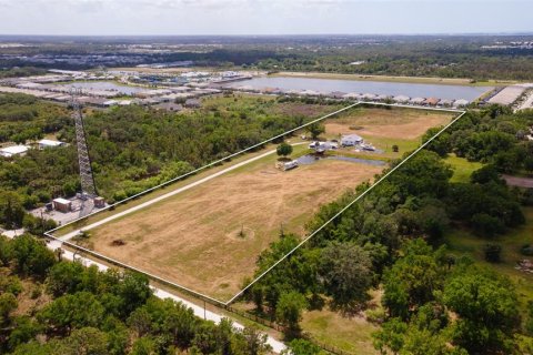 House in Englewood, Florida 4 bedrooms, 167.5 sq.m. № 1733381 - photo 3