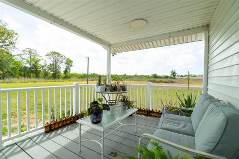 House in Englewood, Florida 4 bedrooms, 167.5 sq.m. № 1733381 - photo 6