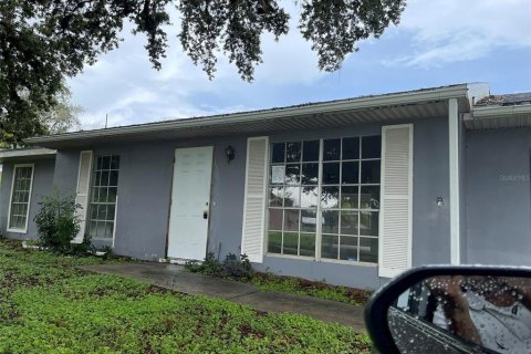 House in LaBelle, Florida 4 bedrooms, 196.21 sq.m. № 1869080 - photo 12