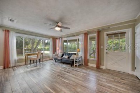 House in Clearwater, Florida 3 bedrooms, 115.94 sq.m. № 1781080 - photo 4