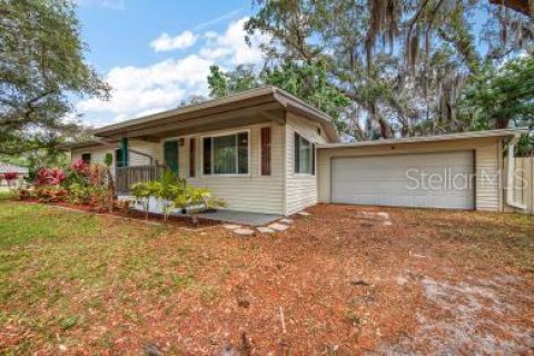 House in Clearwater, Florida 3 bedrooms, 115.94 sq.m. № 1781080 - photo 1