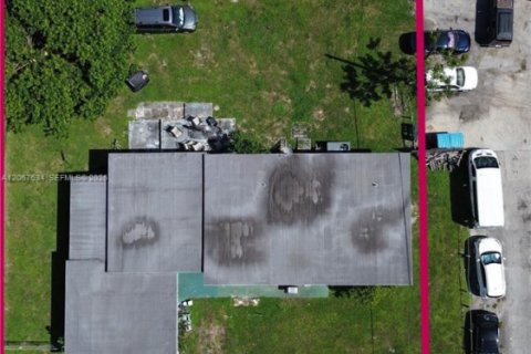 Immobilier commercial à vendre à Hollywood, Floride: 185.99 m2 № 2293929 - photo 7