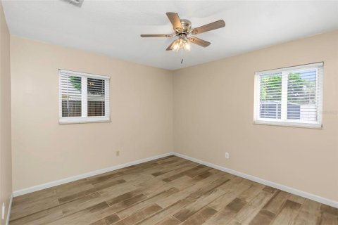 Casa en alquiler en Pinellas Park, Florida, 4 dormitorios, 115.38 m2 № 1902721 - foto 30