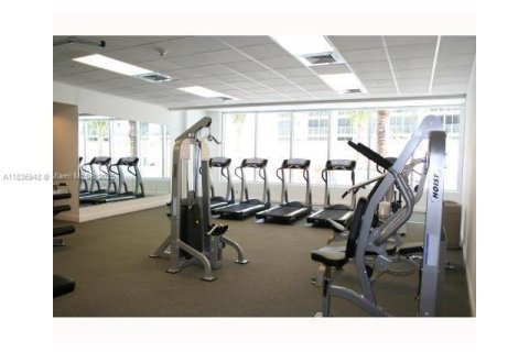 Condo in Miami, Florida, 2 bedrooms № 1822092 - photo 18