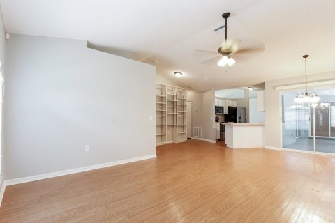 Casa en alquiler en Bradenton, Florida, 3 dormitorios, 180.32 m2 № 1902746 - foto 6