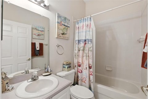 House in Davenport, Florida 4 bedrooms, 205.41 sq.m. № 1850150 - photo 24