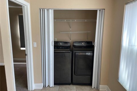 Condo in Orlando, Florida, 2 bedrooms  № 2235965 - photo 8