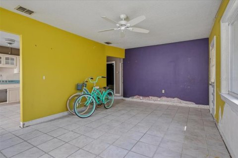 Villa ou maison à vendre à Palm Harbor, Floride: 3 chambres, 154.4 m2 № 2402809 - photo 12