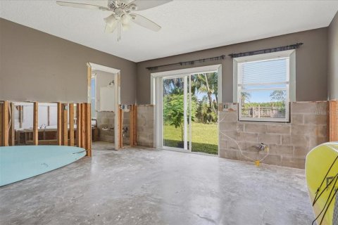 Villa ou maison à vendre à Palm Harbor, Floride: 3 chambres, 154.4 m2 № 2402809 - photo 8
