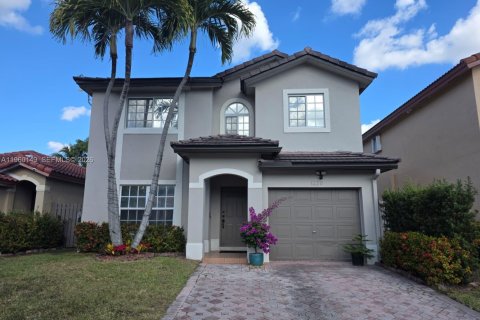 Villa ou maison à vendre à Miami, Floride: 4 chambres, 178.93 m2 № 2025721 - photo 1