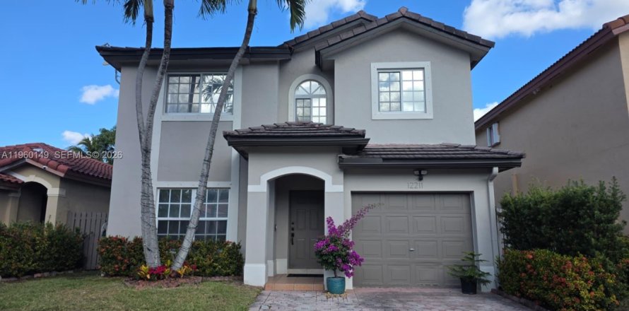 Villa ou maison à Miami, Floride 4 chambres, 178.93 m2 № 2025721