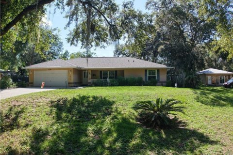 Casa en venta en Inglis, Florida, 3 dormitorios, 137.03 m2 № 1853600 - foto 2