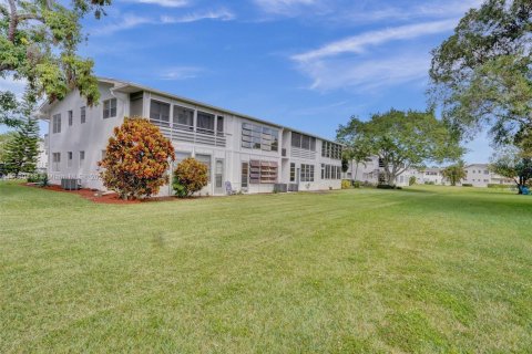 Condo in Deerfield Beach, Florida, 2 bedrooms  № 1812077 - photo 7