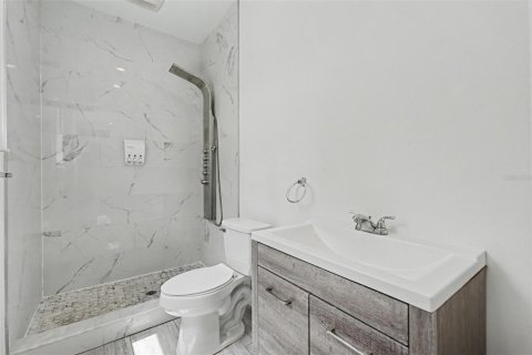House in Saint Petersburg, Florida 4 bedrooms, 240.8 sq.m. № 2237133 - photo 28