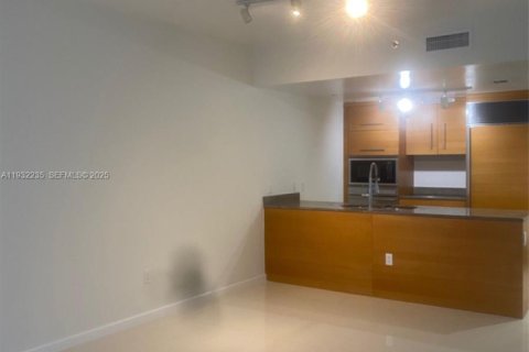 Снять в аренду кондоминиум в Майами, Флорида 1 спальня, 74.14м2, № 1990804 - фото 14