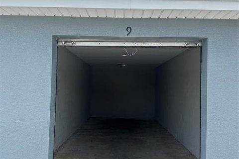 Propiedad comercial en alquiler en Winter Haven, Florida, 46.45 m2 № 2103455 - foto 2