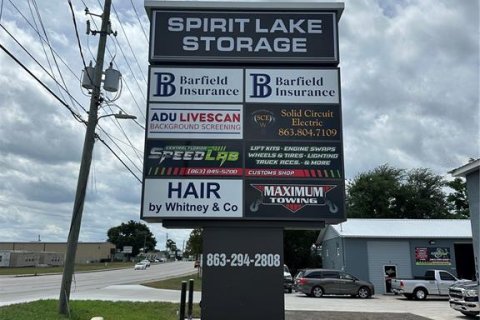 Propiedad comercial en alquiler en Winter Haven, Florida, 46.45 m2 № 2103455 - foto 6