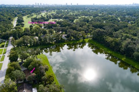 Купить виллу или дом в Ормонд-Бич, Флорида 8 комнат, 130.9м2, № 1913579 - фото 27