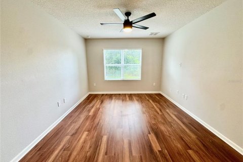 House in Melbourne, Florida 4 bedrooms, 170.01 sq.m. № 2294658 - photo 6