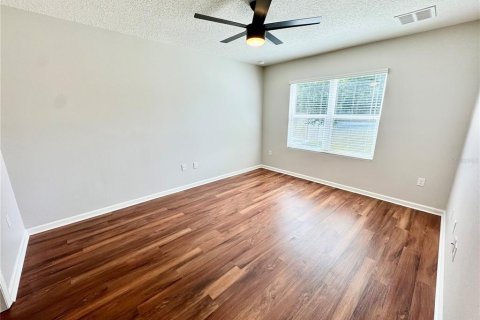 House in Melbourne, Florida 4 bedrooms, 170.01 sq.m. № 2294658 - photo 4