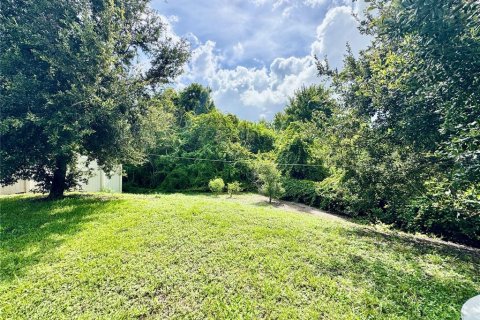 House in Melbourne, Florida 4 bedrooms, 170.01 sq.m. № 2294658 - photo 17