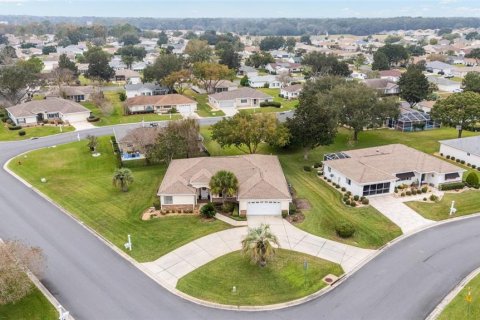 Casa en Summerfield, Florida 3 dormitorios, 188.13 m2 № 2131443
