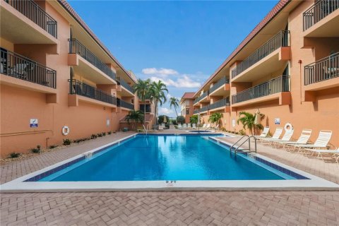 Copropriété à vendre à Holmes Beach, Floride: 2 chambres, 107.21 m2 № 2102948 - photo 30