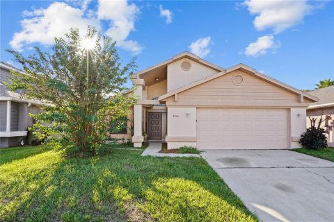 Villa ou maison à vendre à Kissimmee, Floride: 3 chambres, 125.51 m2 № 2420538 - photo 2