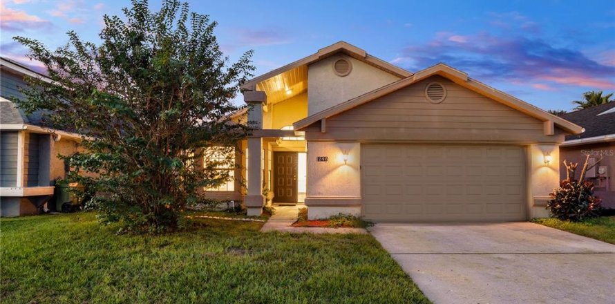 Villa ou maison à Kissimmee, Floride 3 chambres, 125.51 m2 № 2420538