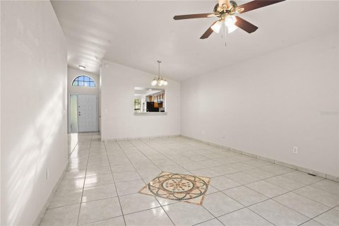 Villa ou maison à vendre à Kissimmee, Floride: 3 chambres, 125.51 m2 № 2420538 - photo 14