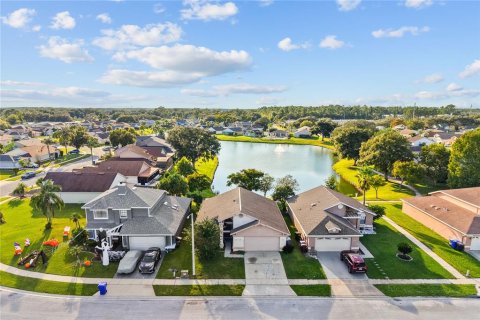 Villa ou maison à vendre à Kissimmee, Floride: 3 chambres, 125.51 m2 № 2420538 - photo 3