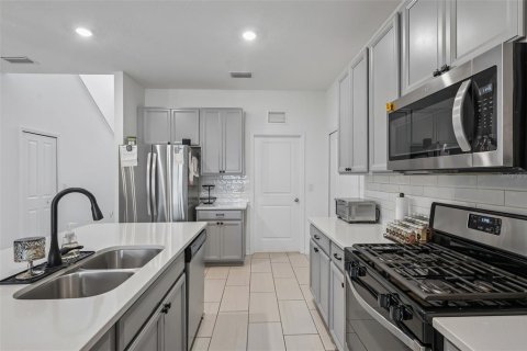 House in Palmetto, Florida 4 bedrooms, 201.04 sq.m. № 2222704 - photo 8