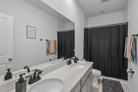 House in Palmetto, Florida 4 bedrooms, 201.04 sq.m. № 2222704 - photo 21