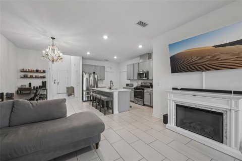 House in Palmetto, Florida 4 bedrooms, 201.04 sq.m. № 2222704 - photo 4