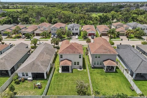 House in Palmetto, Florida 4 bedrooms, 201.04 sq.m. № 2222704 - photo 30