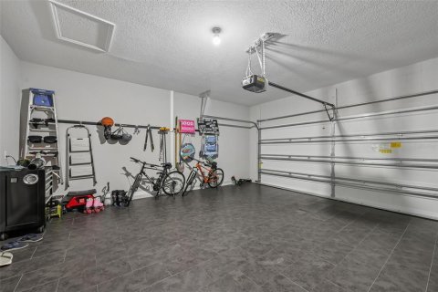 House in Palmetto, Florida 4 bedrooms, 201.04 sq.m. № 2222704 - photo 24