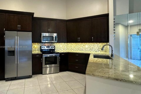 Touwnhouse à louer à Boca Raton, Floride: 3 chambres, 122.45 m2 № 2086638 - photo 9