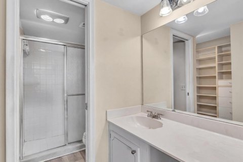 Condo in Fort Lauderdale, Florida, 2 bedrooms № 2247830 - photo 7