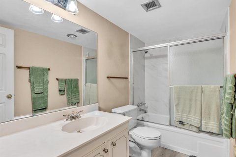 Condo in Fort Lauderdale, Florida, 2 bedrooms № 2247830 - photo 30