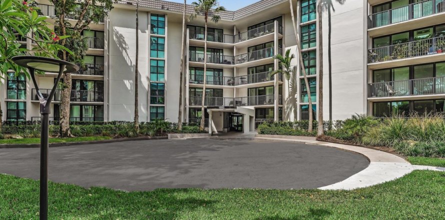 Condo in Fort Lauderdale, Florida, 2 bedrooms № 2247830