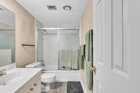 Condo in Fort Lauderdale, Florida, 2 bedrooms № 2247830 - photo 29
