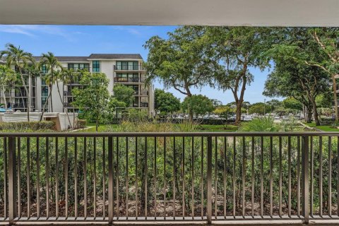 Condo in Fort Lauderdale, Florida, 2 bedrooms № 2247830 - photo 13