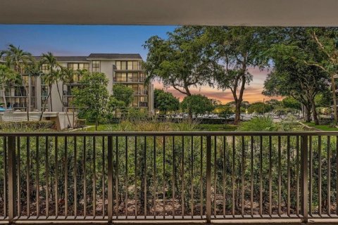 Condo in Fort Lauderdale, Florida, 2 bedrooms № 2247830 - photo 14